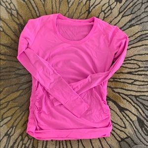 Lulu Swiftly Tech Scoop Neck